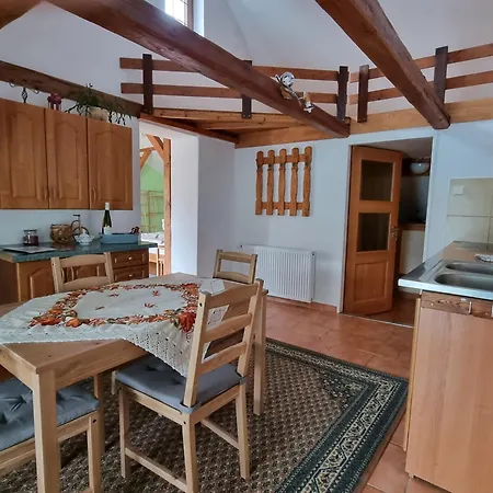 Krasne Zatisi Apartment *